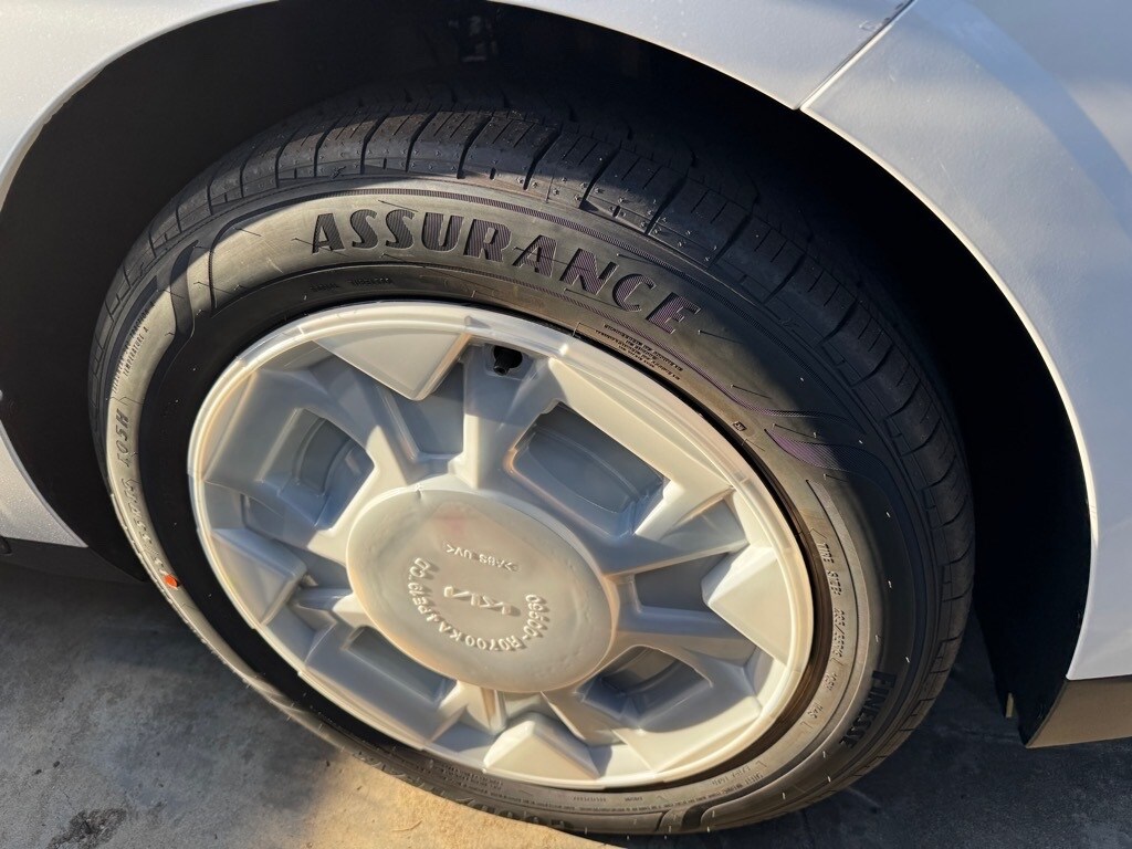 New 2026 Kia Carnival EX Van Passenger Van