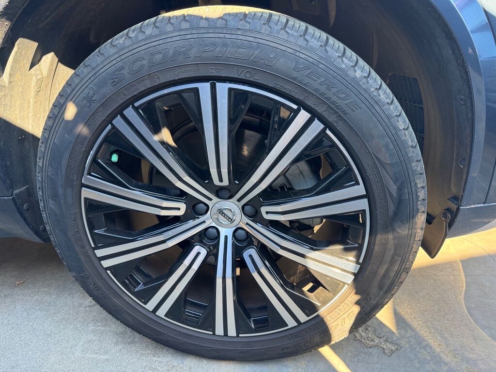 Used 2023 Volvo XC90 B5 AWD Core SUV