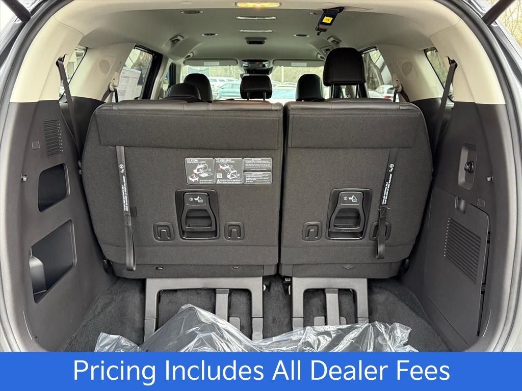 2026 Kia Carnival EX - Photo 11