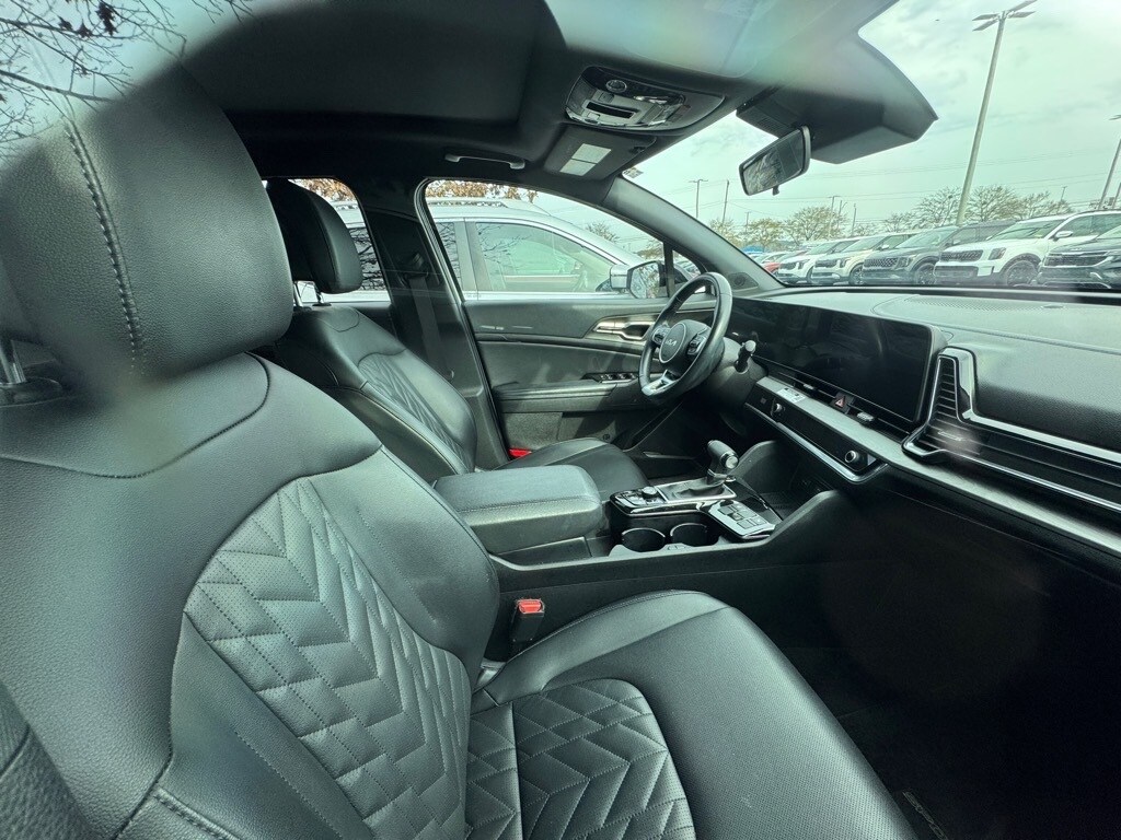 2023 Kia Sportage X-Line photo 3