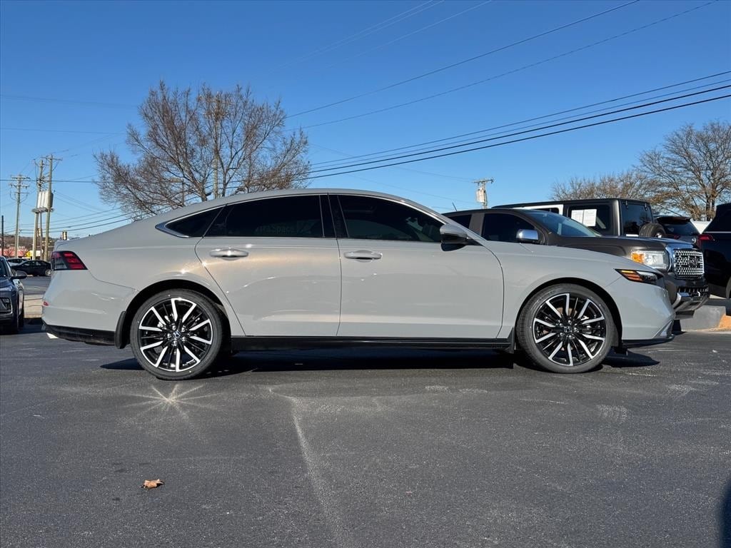 Used 2023 Honda Accord Hybrid Touring Sedan
