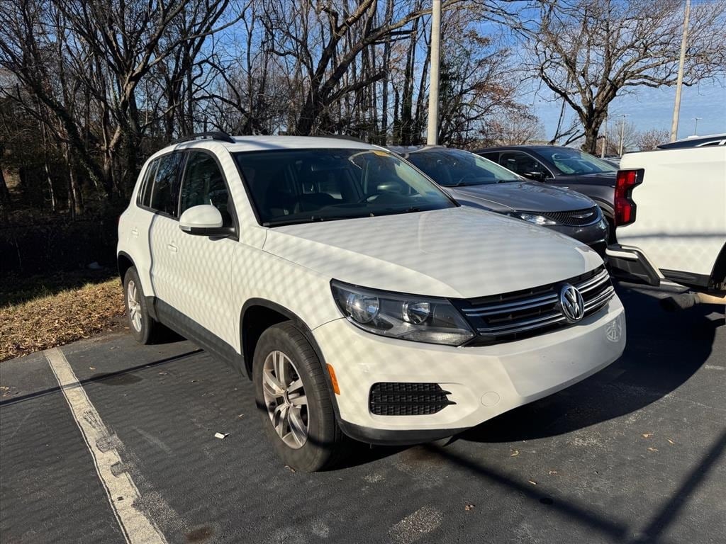 2016 Volkswagen Tiguan S