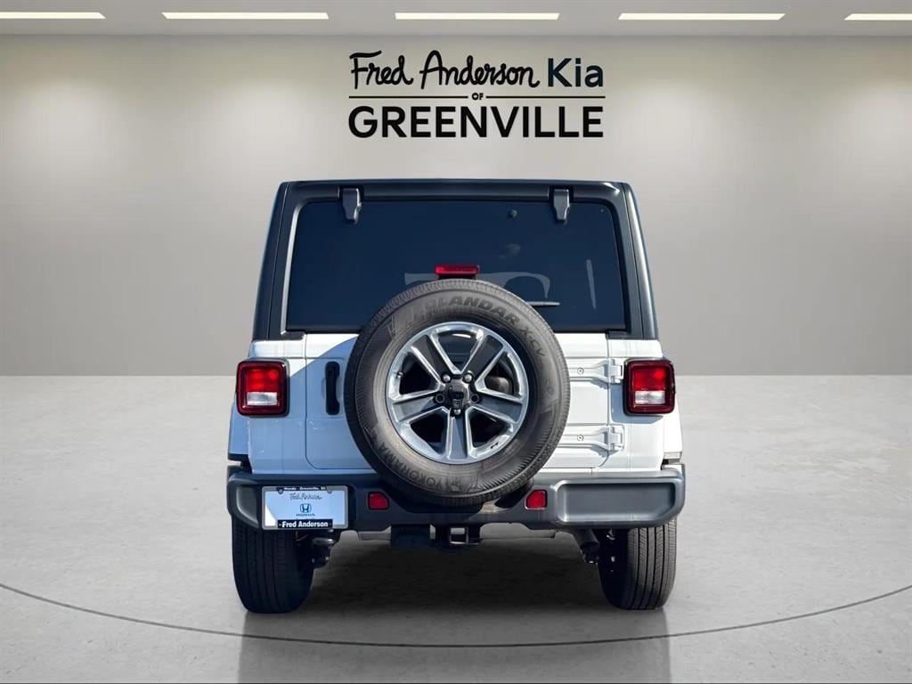 Used 2022 Jeep Wrangler Unlimited Sahara SUV