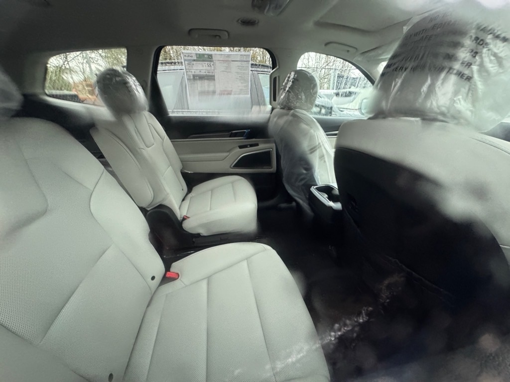 New 2025 Kia Telluride S SUV