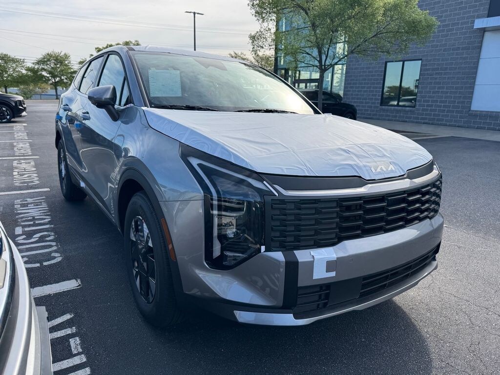 New 2026 Kia Sportage Hybrid LX SUV