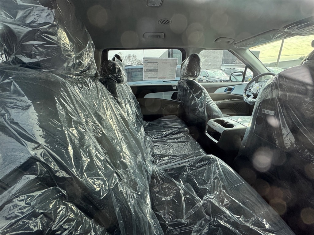 New 2026 Kia Carnival Hybrid LXS Van Passenger Van