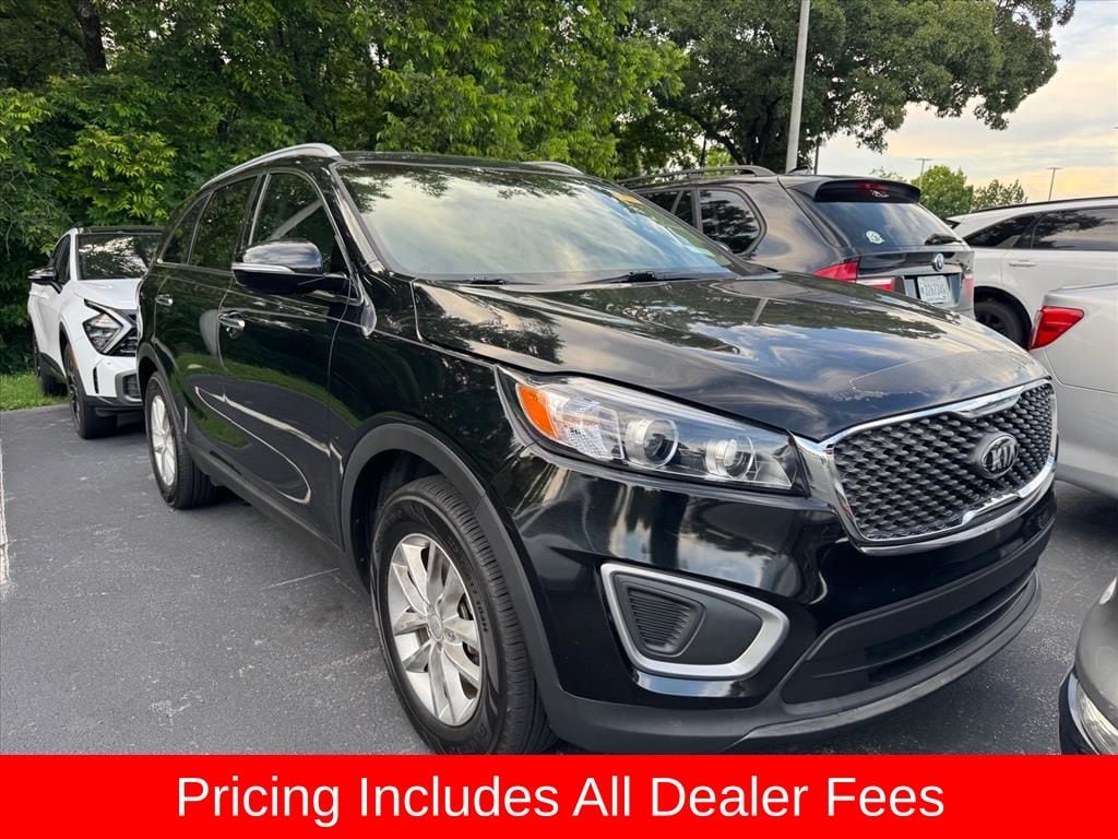 2018 Kia Sorento LX AT's photo