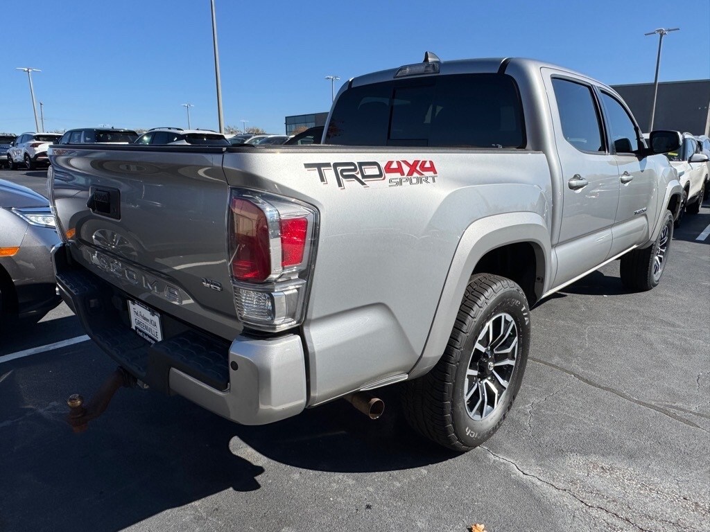 2020 Toyota Tacoma TRD Off-Road V6 photo 3