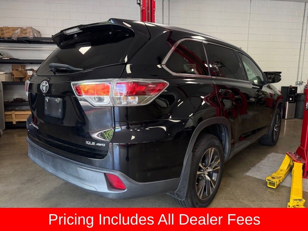 Used 2016 Toyota Highlander XLE V6 SUV