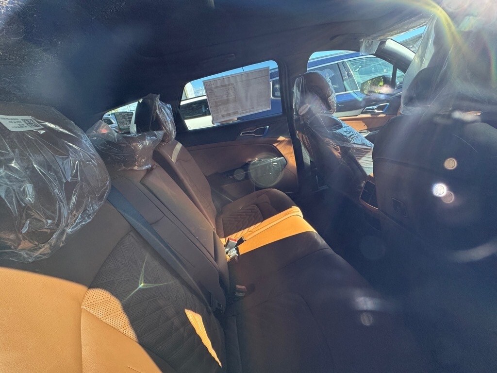 2026 Kia Sportage X-Line photo 3