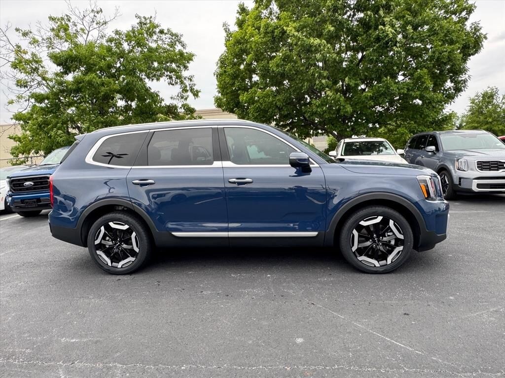 Certified 2024 Kia Telluride S SUV