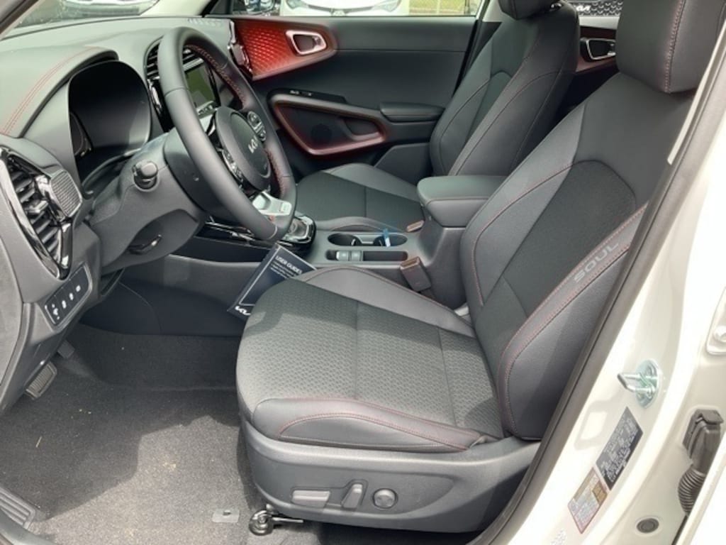 New 2025 Kia Soul GT-Line Hatchback