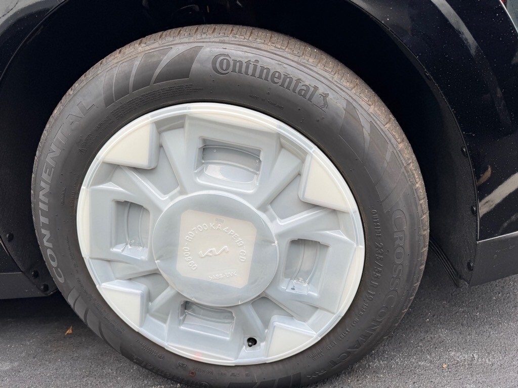 2026 Kia Carnival EX photo 2