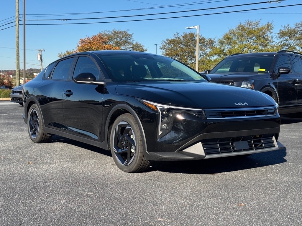 2025 Kia K4 EX's photo