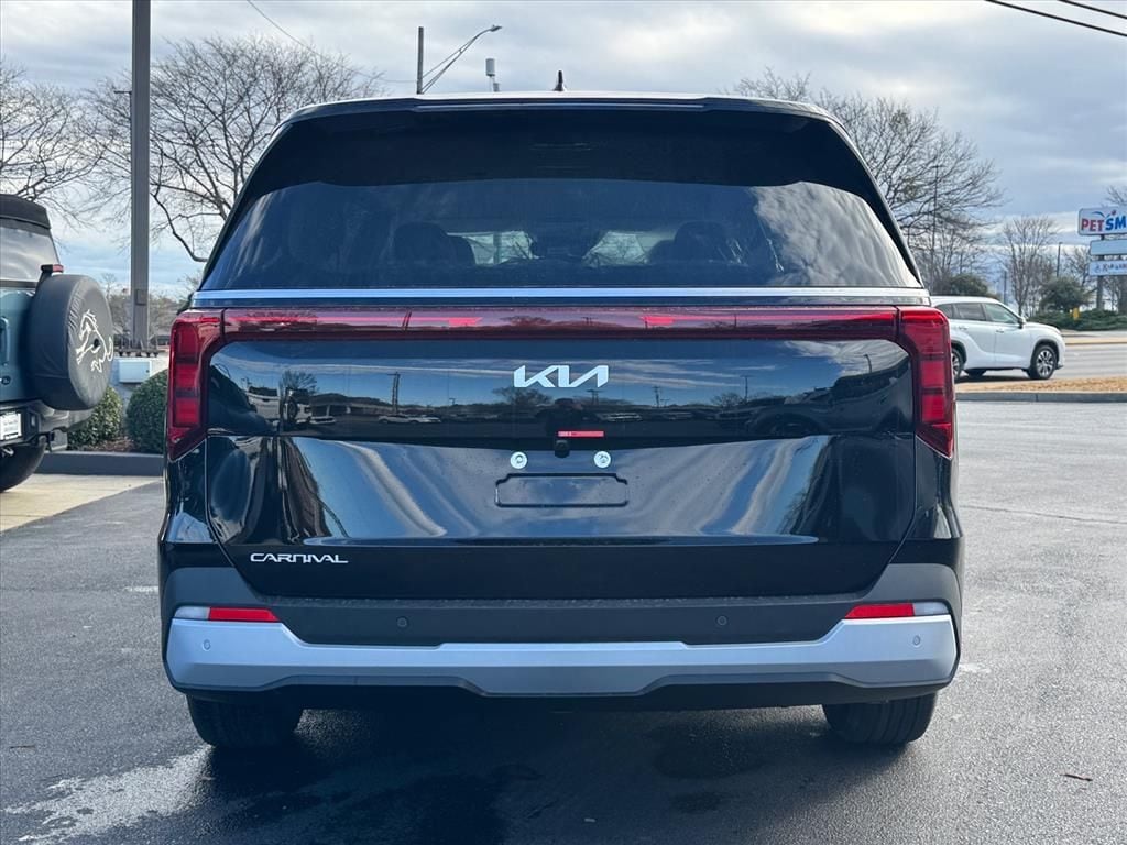 New 2026 Kia Carnival LXS Van Passenger Van