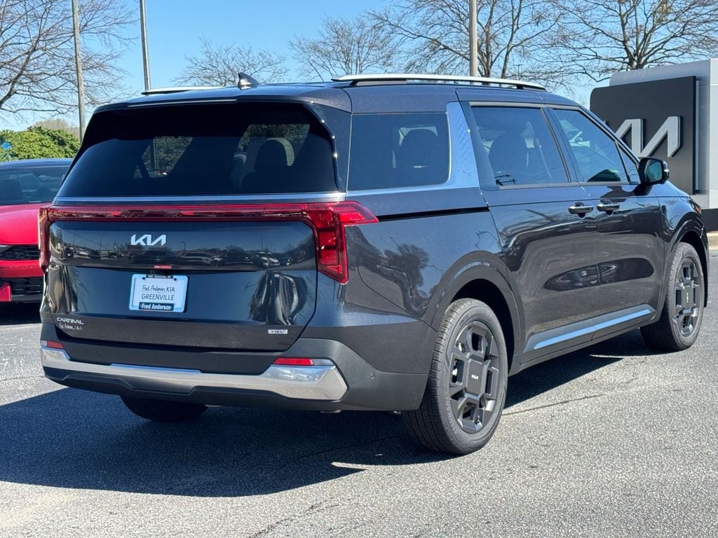 New 2026 Kia Carnival Hybrid SX Van Passenger Van