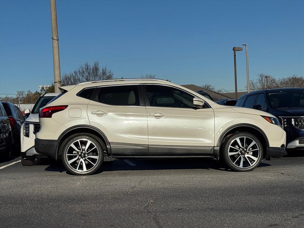 Used 2018 Nissan Rogue Sport SL SUV