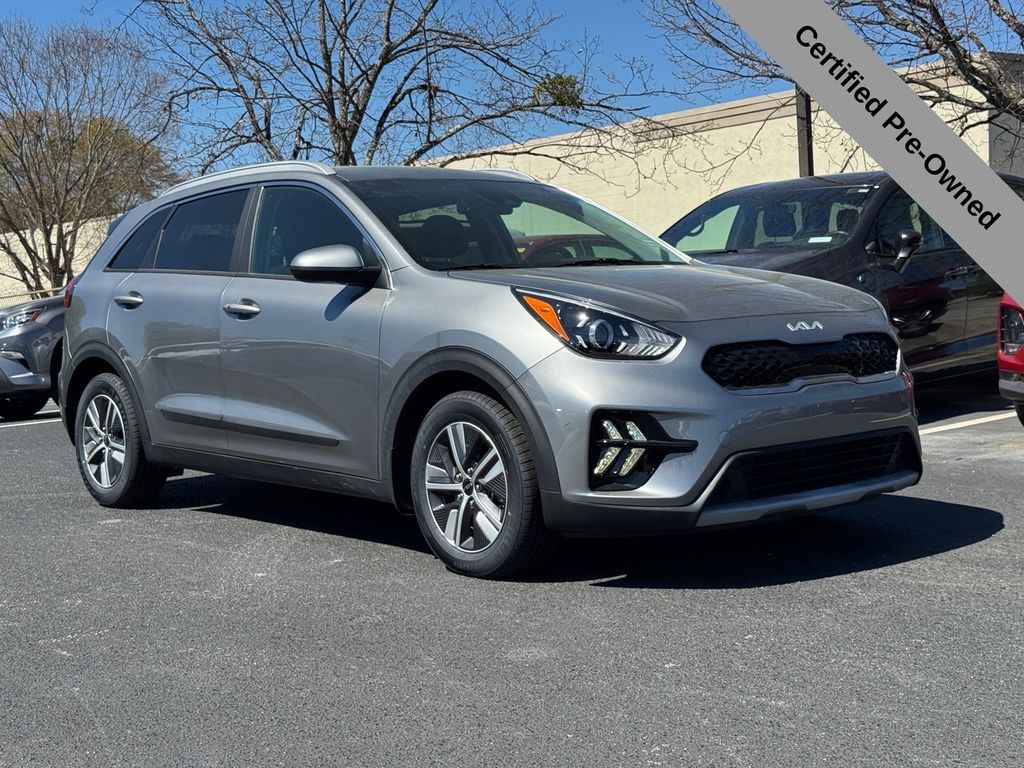 2022 Kia Niro LXS
