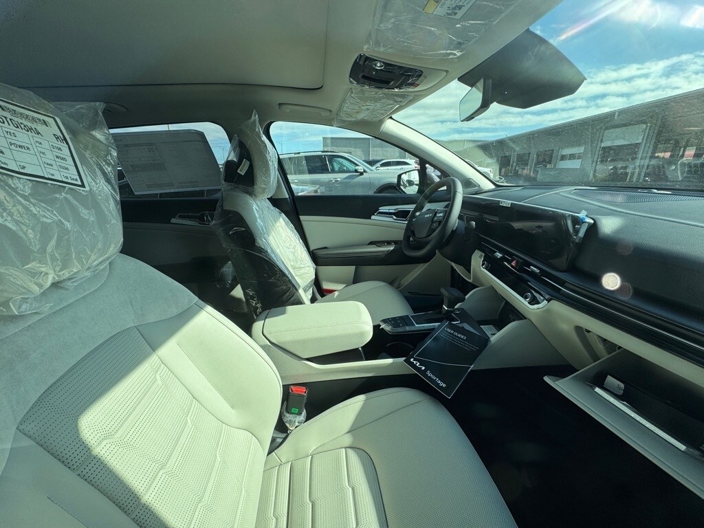 2026 Kia Sportage photo 2