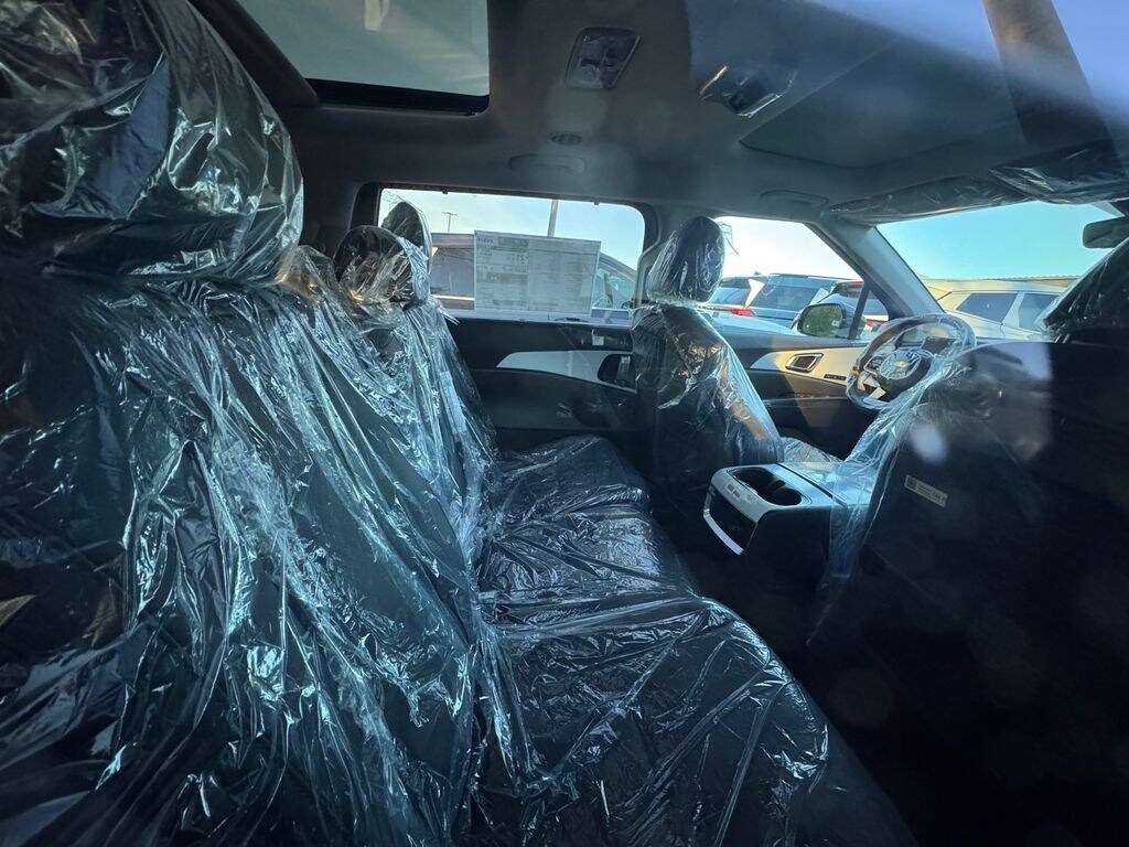 New 2026 Kia Carnival Van Passenger Van