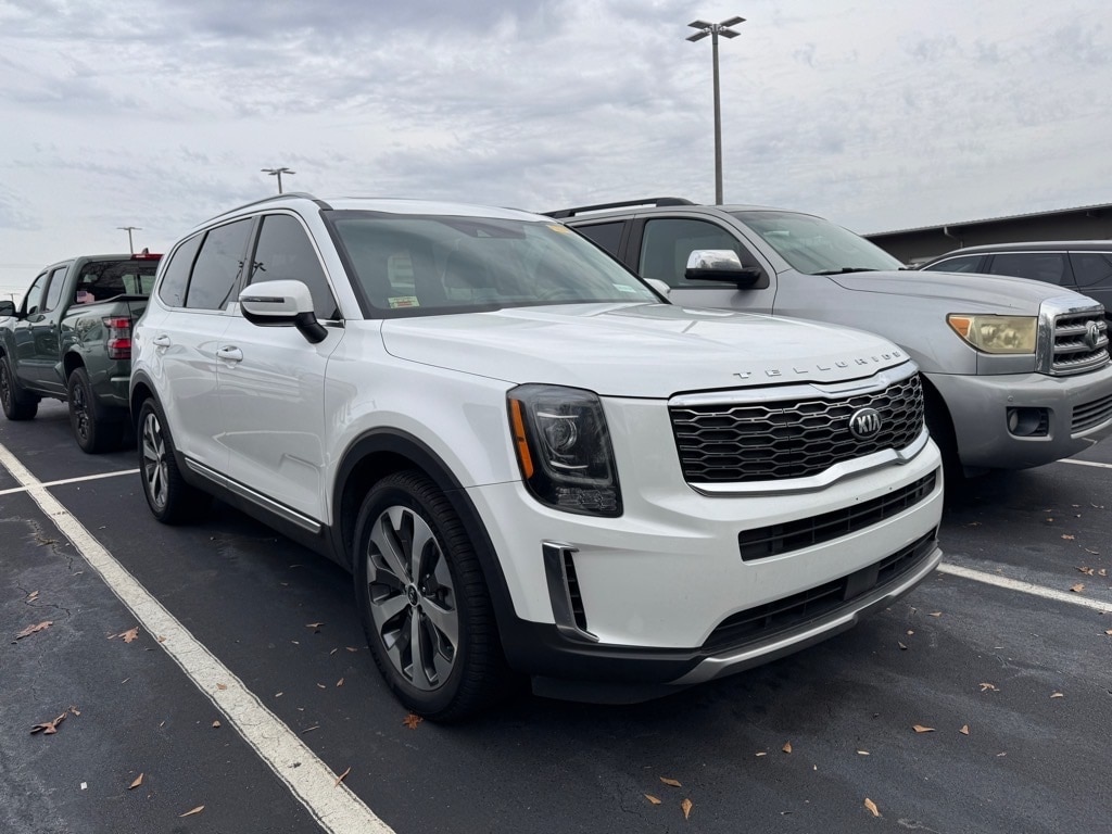 2020 Kia Telluride S's photo