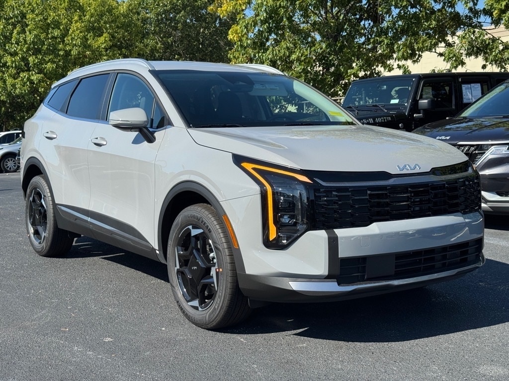 New 2026 Kia Sportage Hybrid EX SUV