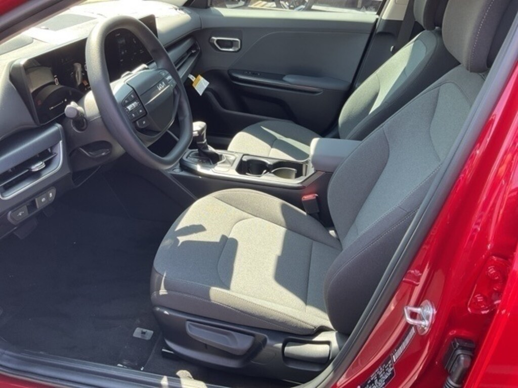Certified 2025 Kia K4 LXS Sedan