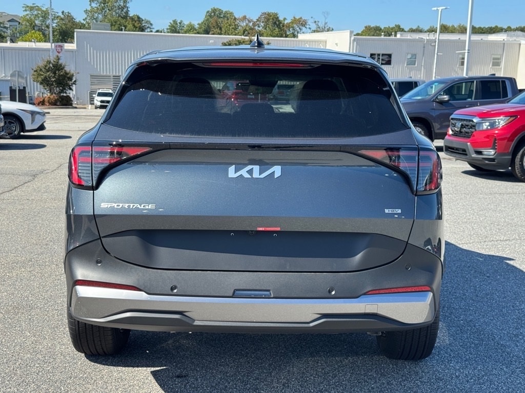 New 2026 Kia Sportage Hybrid S SUV