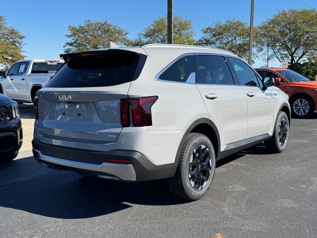 New 2026 Kia Sorento S SUV