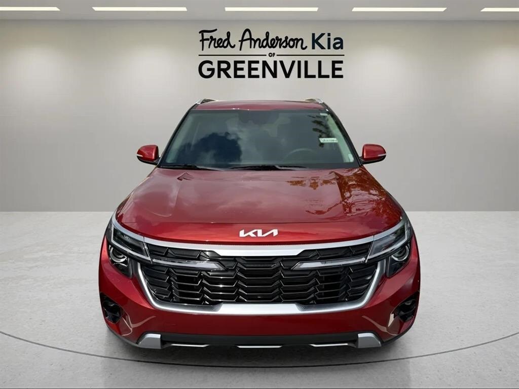 2025 Kia Seltos S photo 2