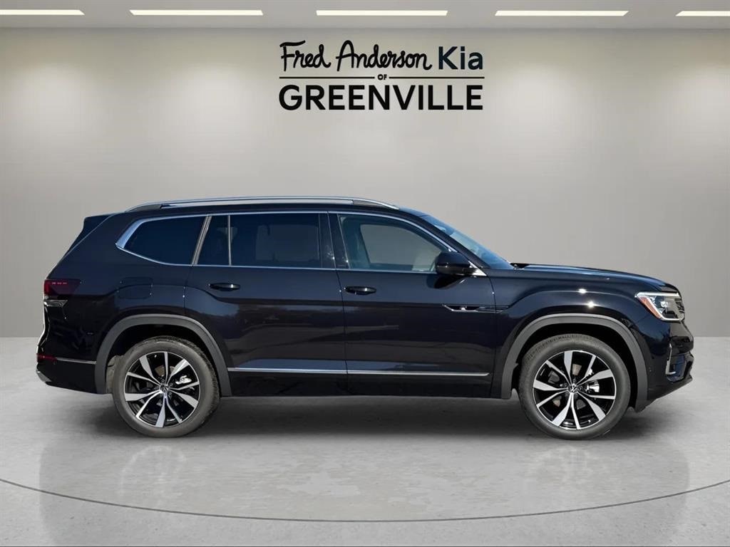 Used 2024 Volkswagen Atlas 2.0T SEL Premium R-Line SUV