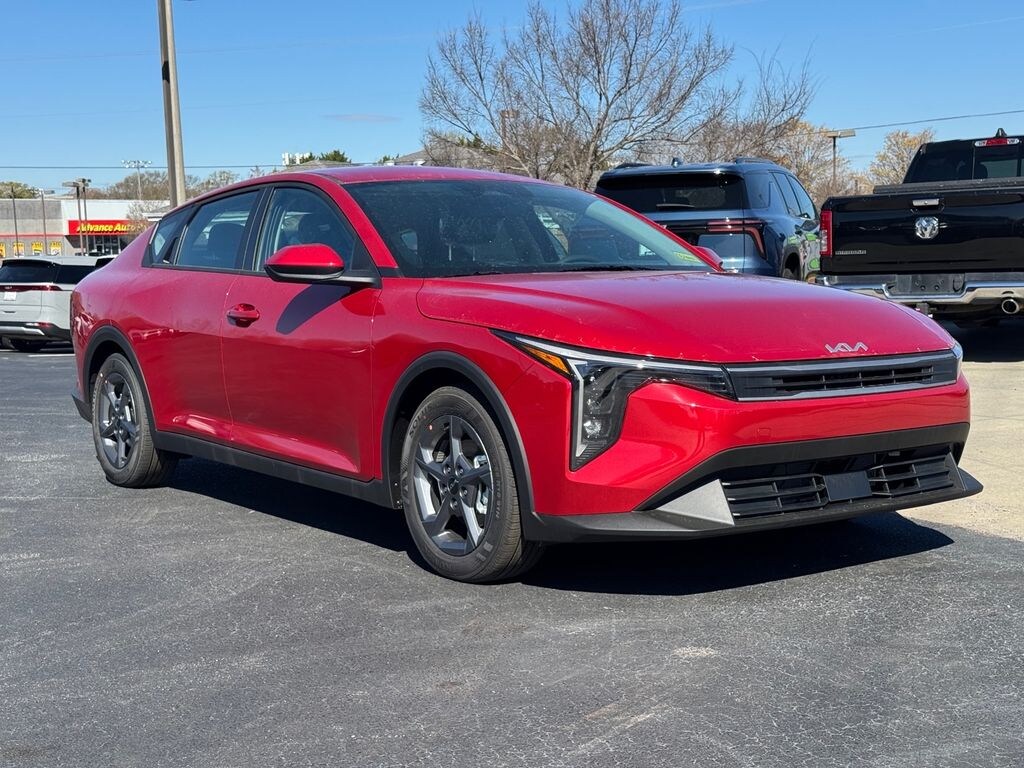 New 2026 Kia K4 LXS Sedan