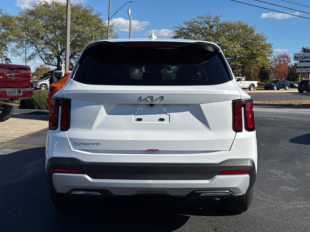 New 2026 Kia Sorento LX SUV
