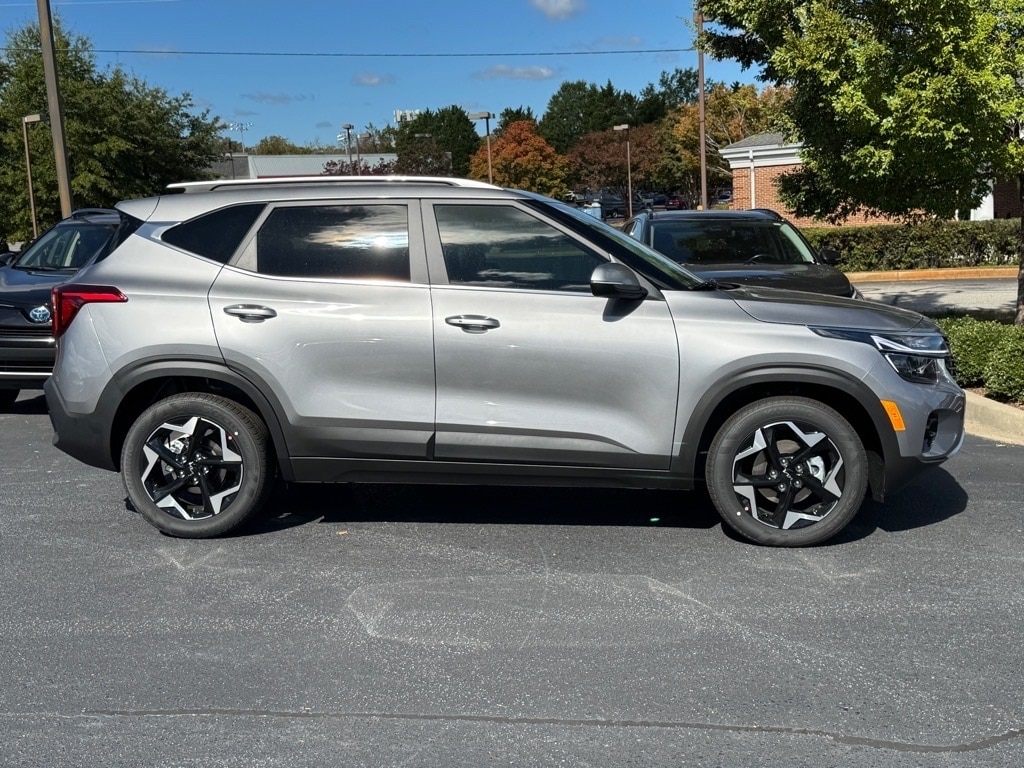 New 2026 Kia Seltos EX SUV