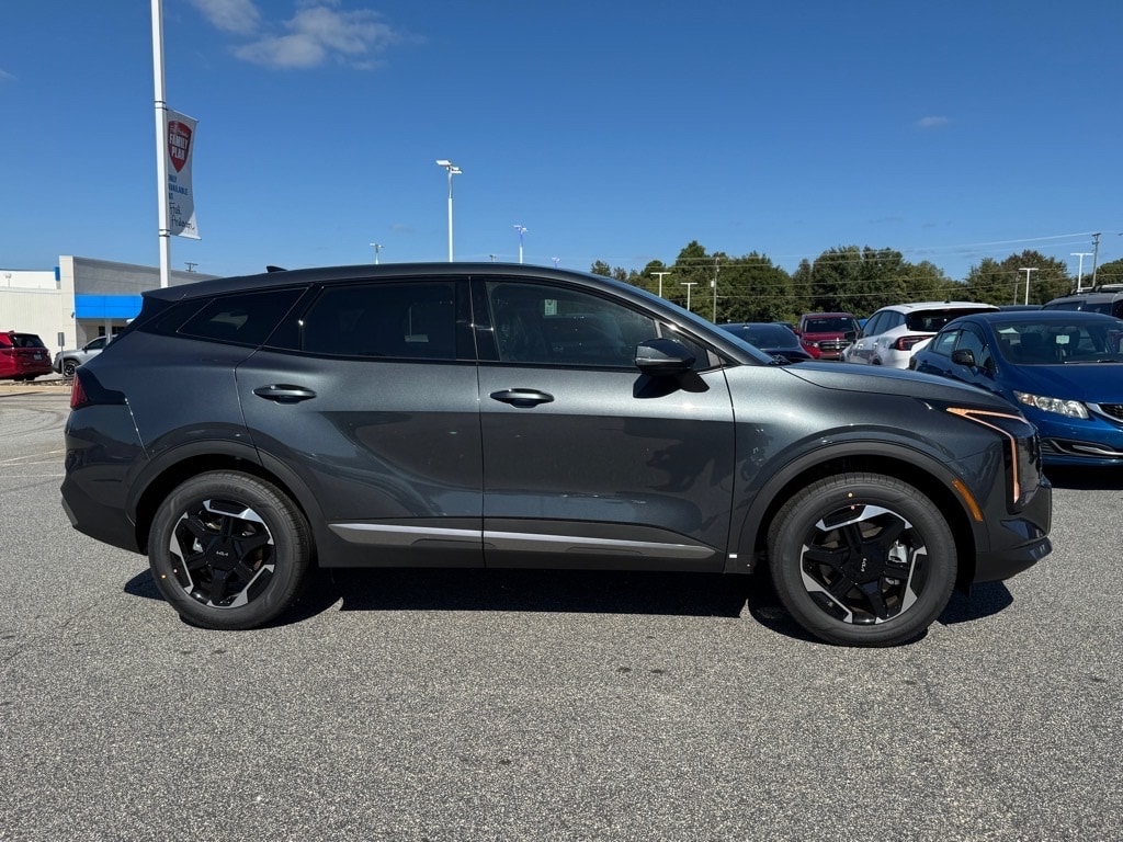 New 2026 Kia Sportage Hybrid S SUV