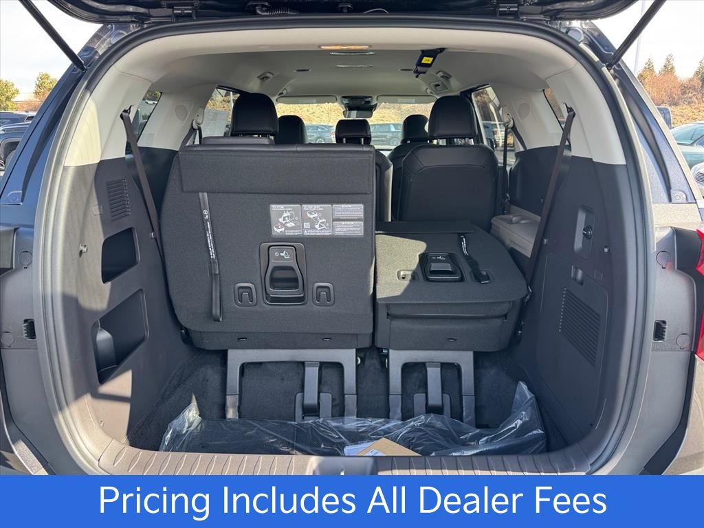 2026 Kia Carnival LXS - Photo 7