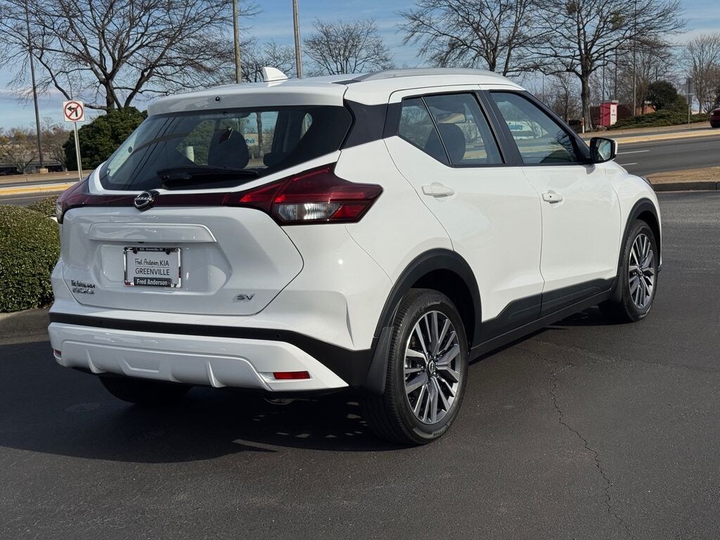Used 2024 Nissan Kicks SV SUV
