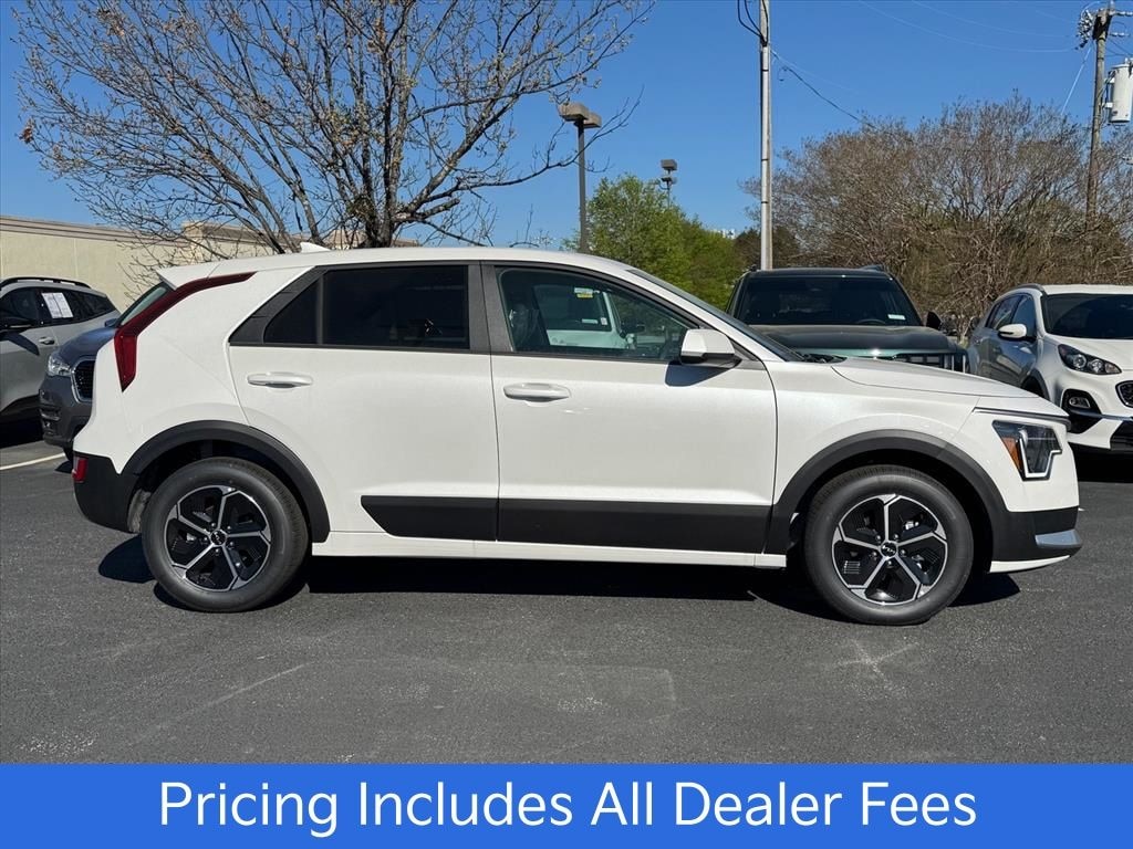 New 2026 Kia Niro LX SUV