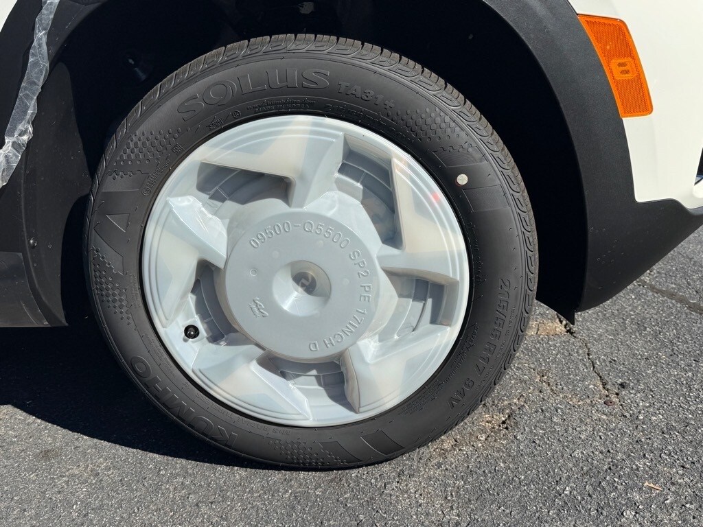 2026 Kia Seltos S photo 2