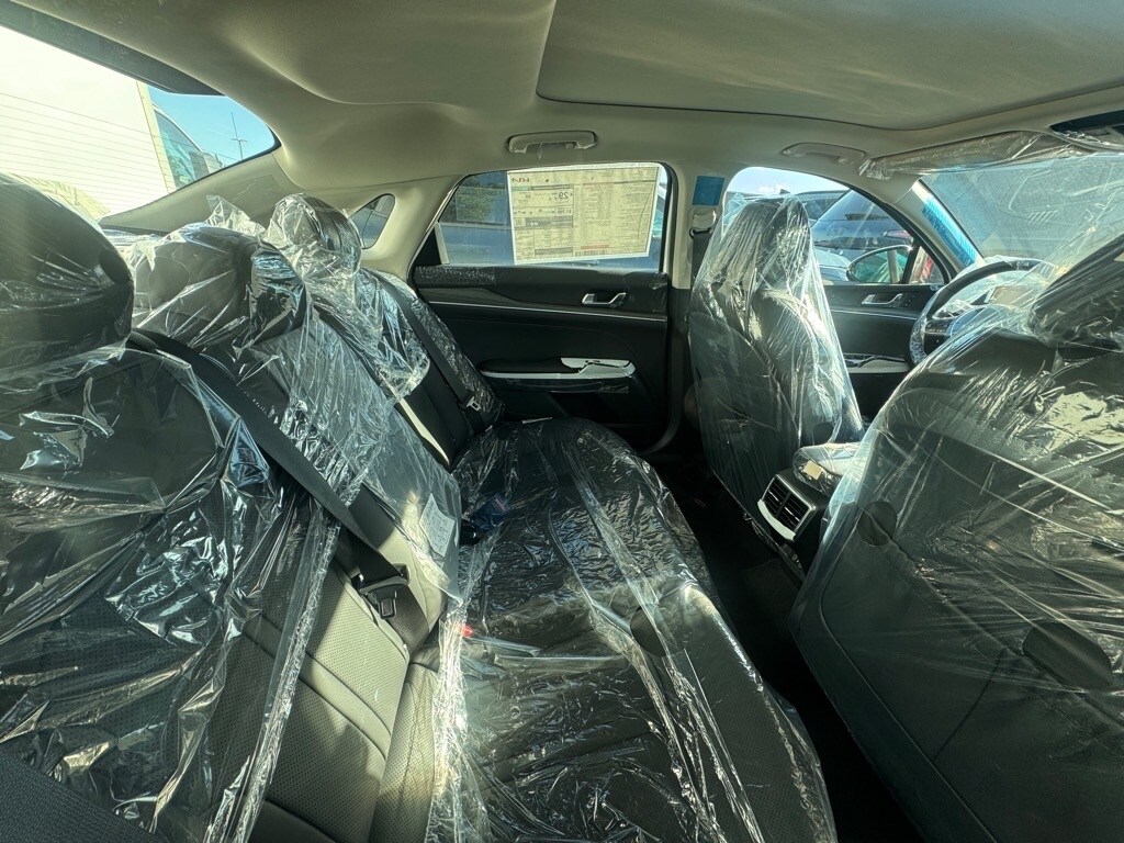 2026 Kia K5 EX photo 3
