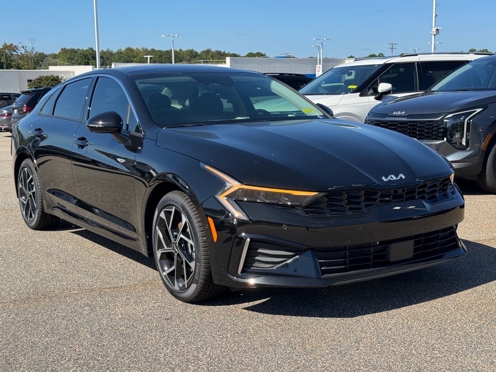 2026 Kia K5 EX's photo