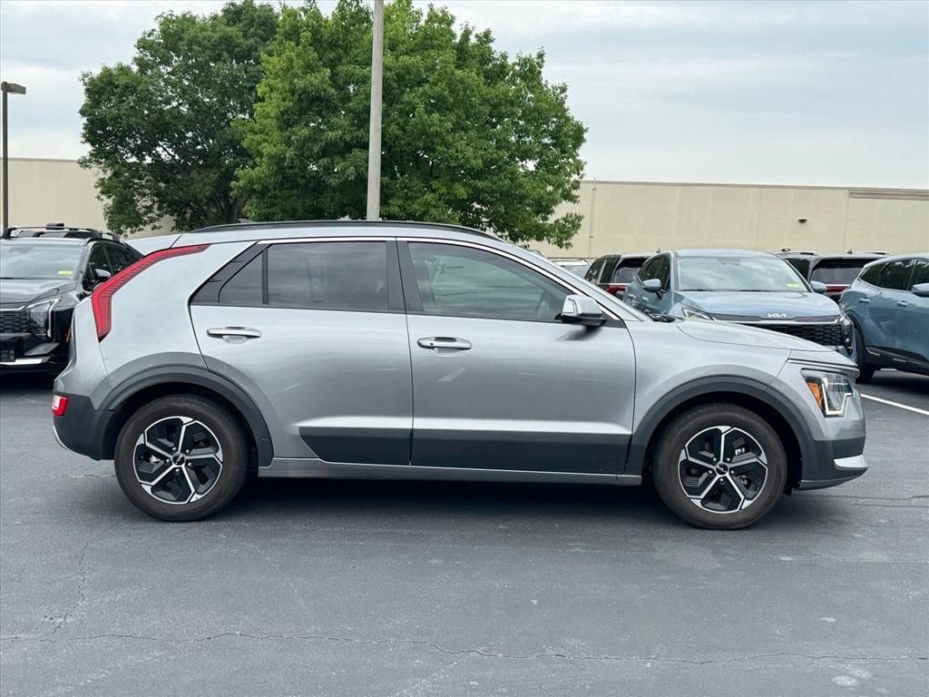 Certified 2023 Kia Niro EX SUV