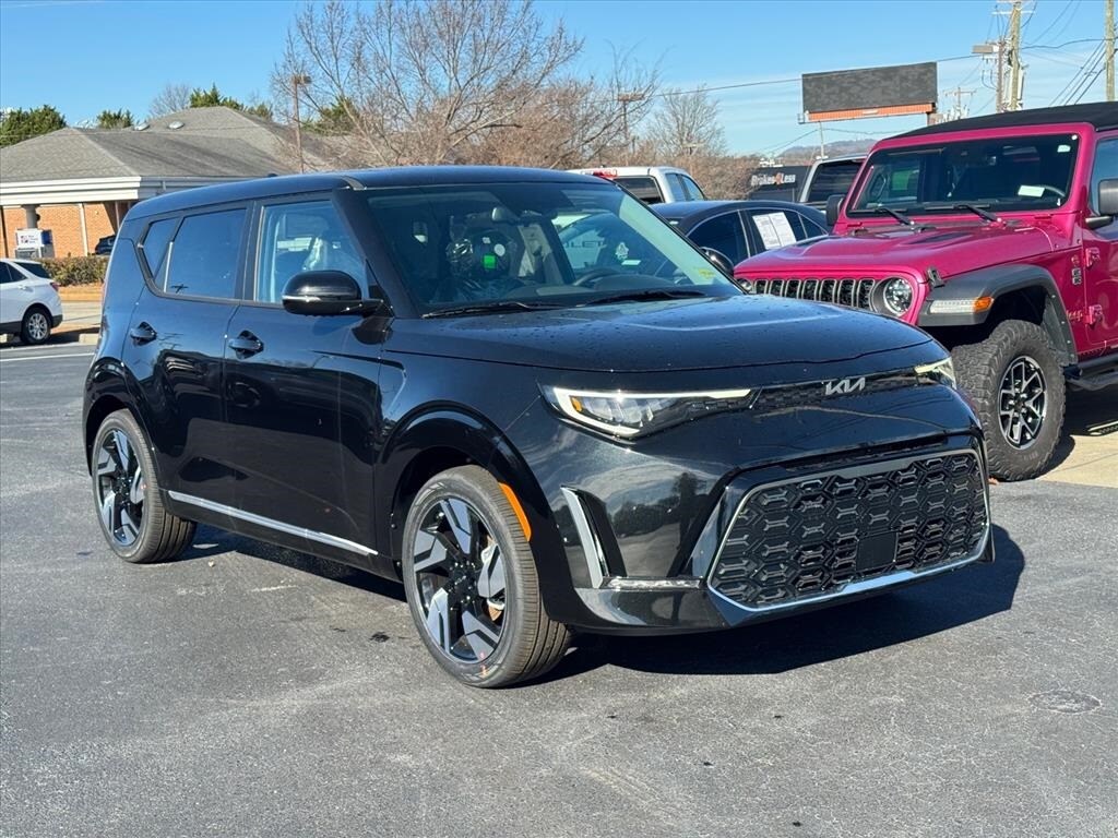 New 2025 Kia Soul GT-Line Hatchback