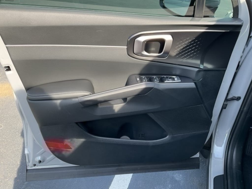 New 2025 Kia Sorento S SUV