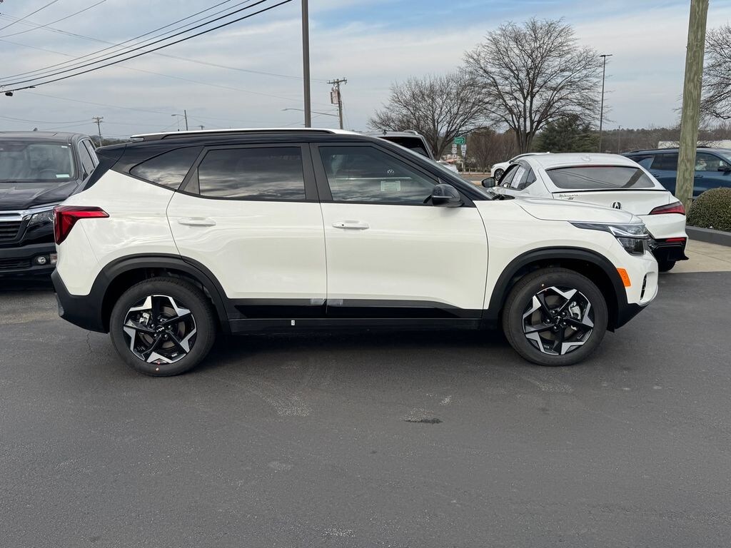 New 2026 Kia Seltos S SUV