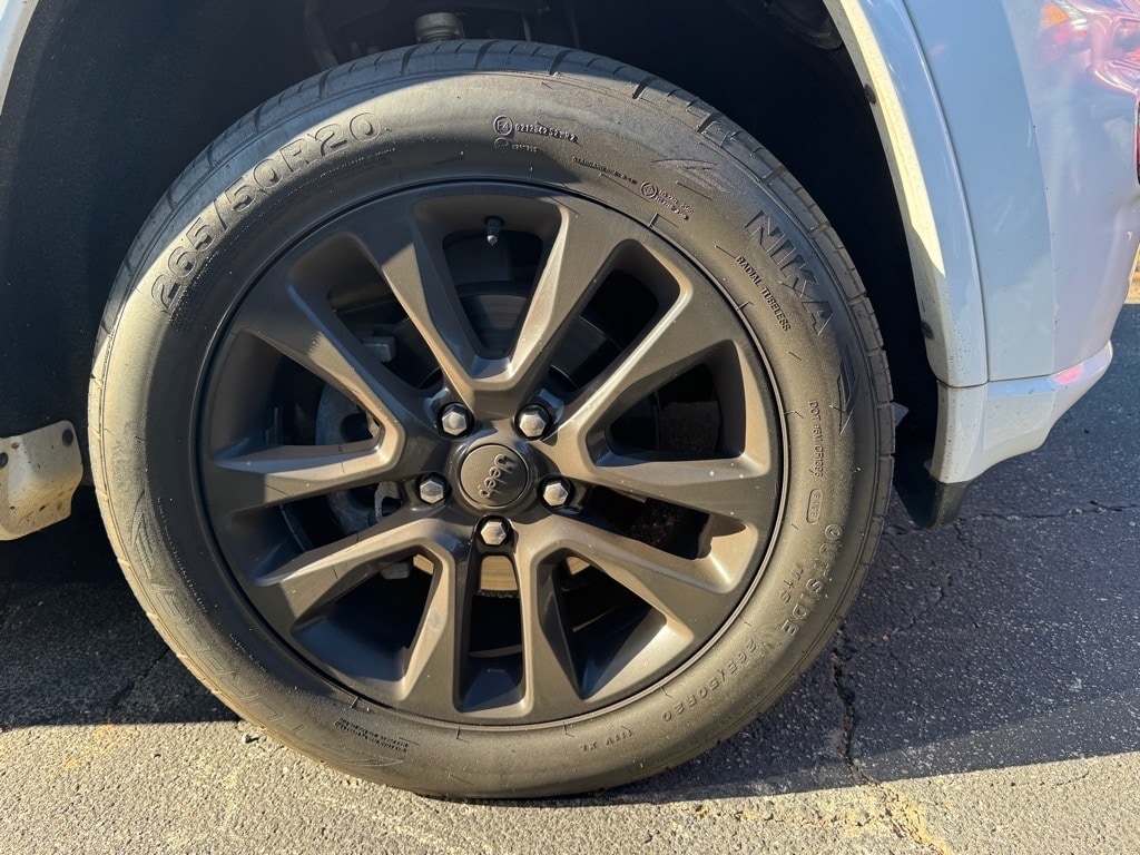 Used 2018 Jeep Grand Cherokee Laredo 4x4 SUV