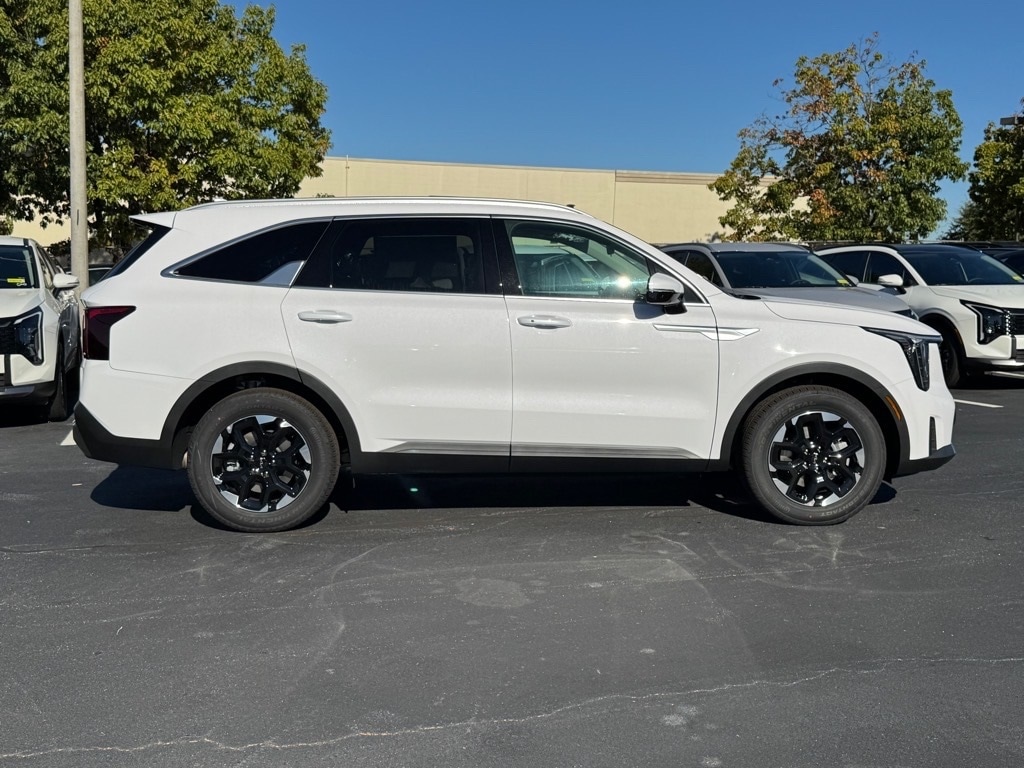 New 2026 Kia Sorento S SUV