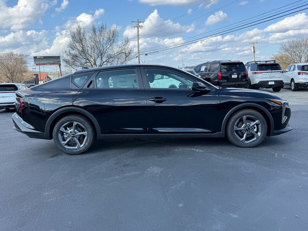 New 2026 Kia K4 LX Sedan