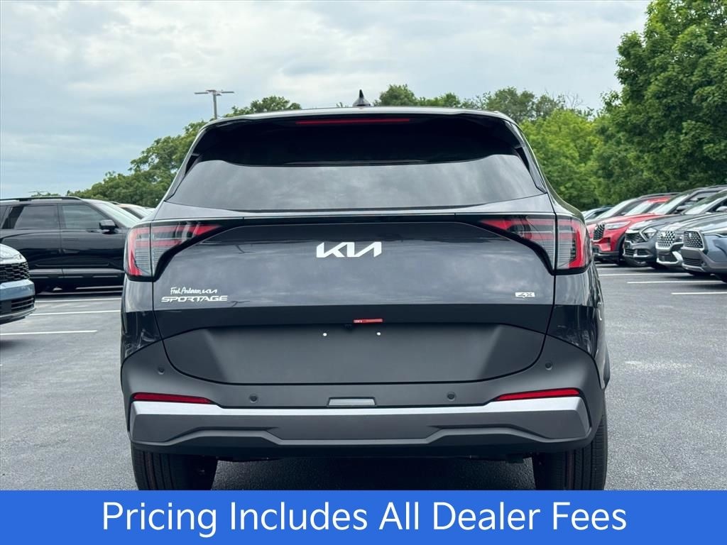New 2026 Kia Sportage LX SUV