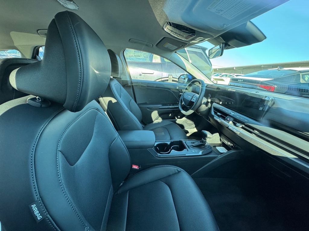 New 2026 Kia K4 EX Sedan